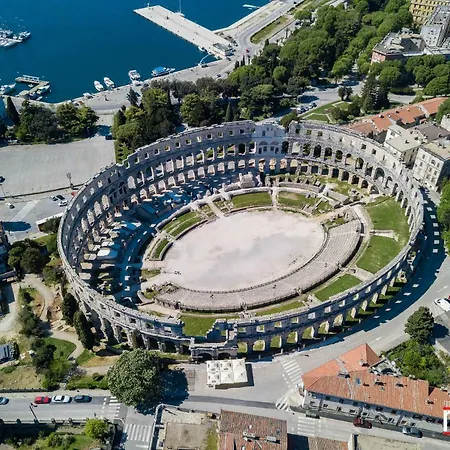 アパート Stoja - 50m From The Sea !!